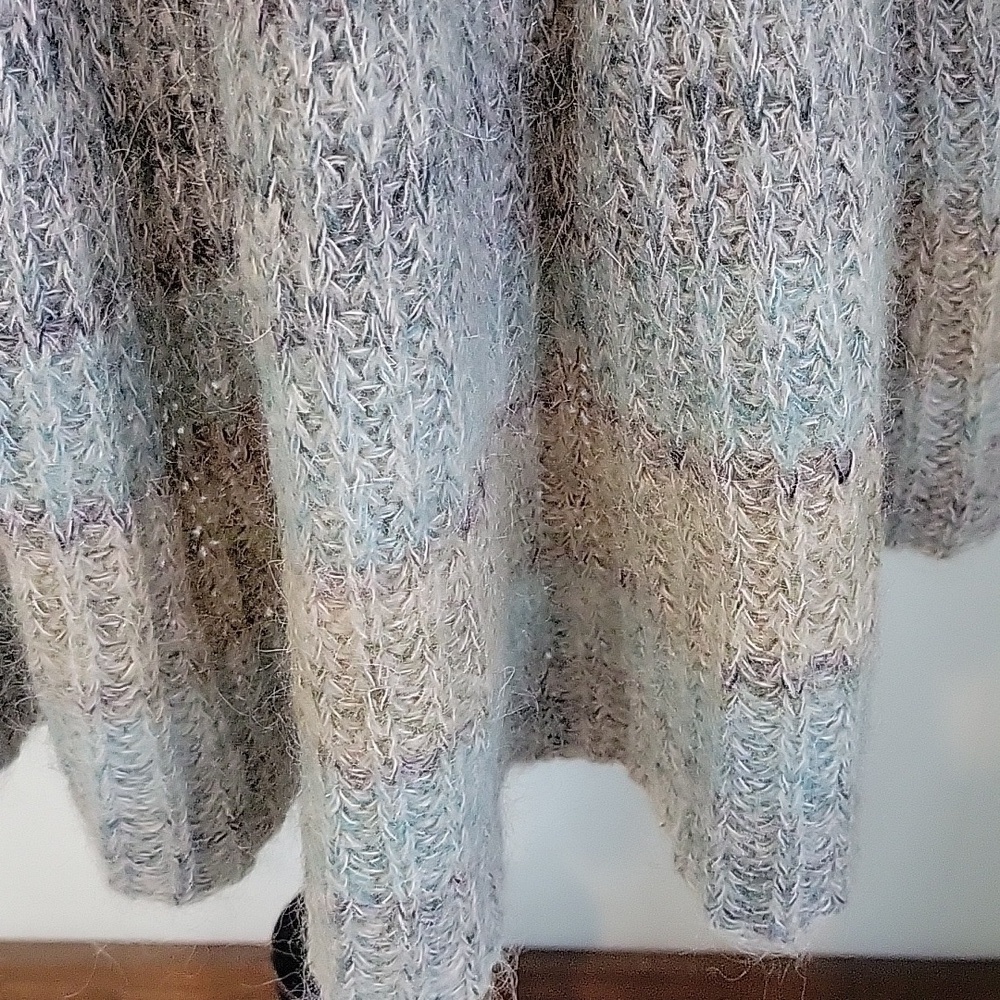 Anthropologie knitted & knotted blue mohair cardigan.  Size is Large. - Picture 4 of 8